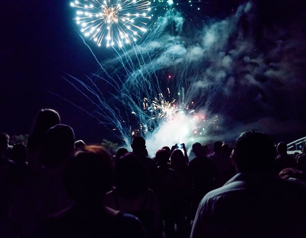 Light Up the Lake 2